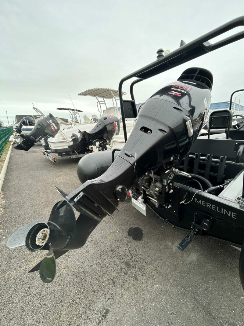 Moteur Suzuki Fourstroke DF140 – Image 2