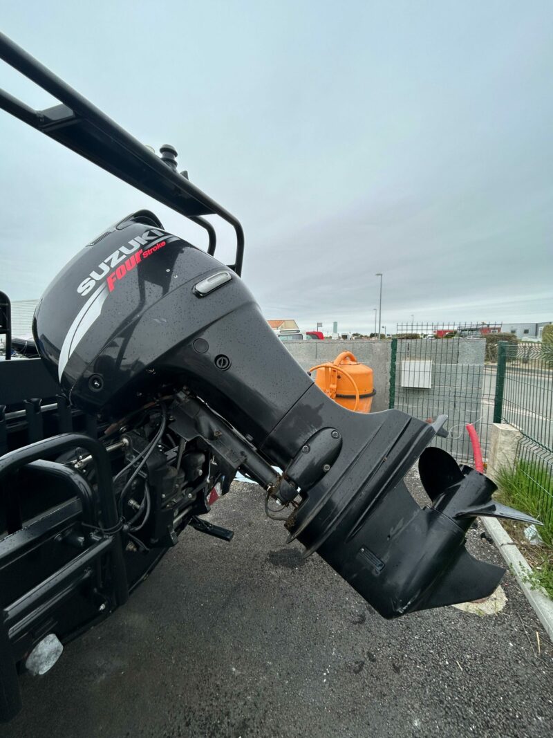 Moteur Suzuki Fourstroke DF140